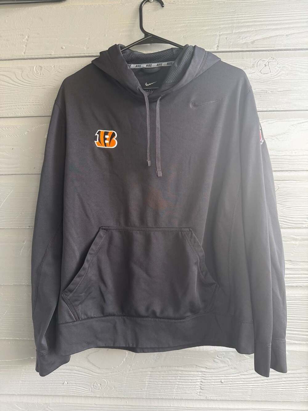 Nike Cincinnati Bengals Therm-FIT NFL On-Field Pullover Hoodie